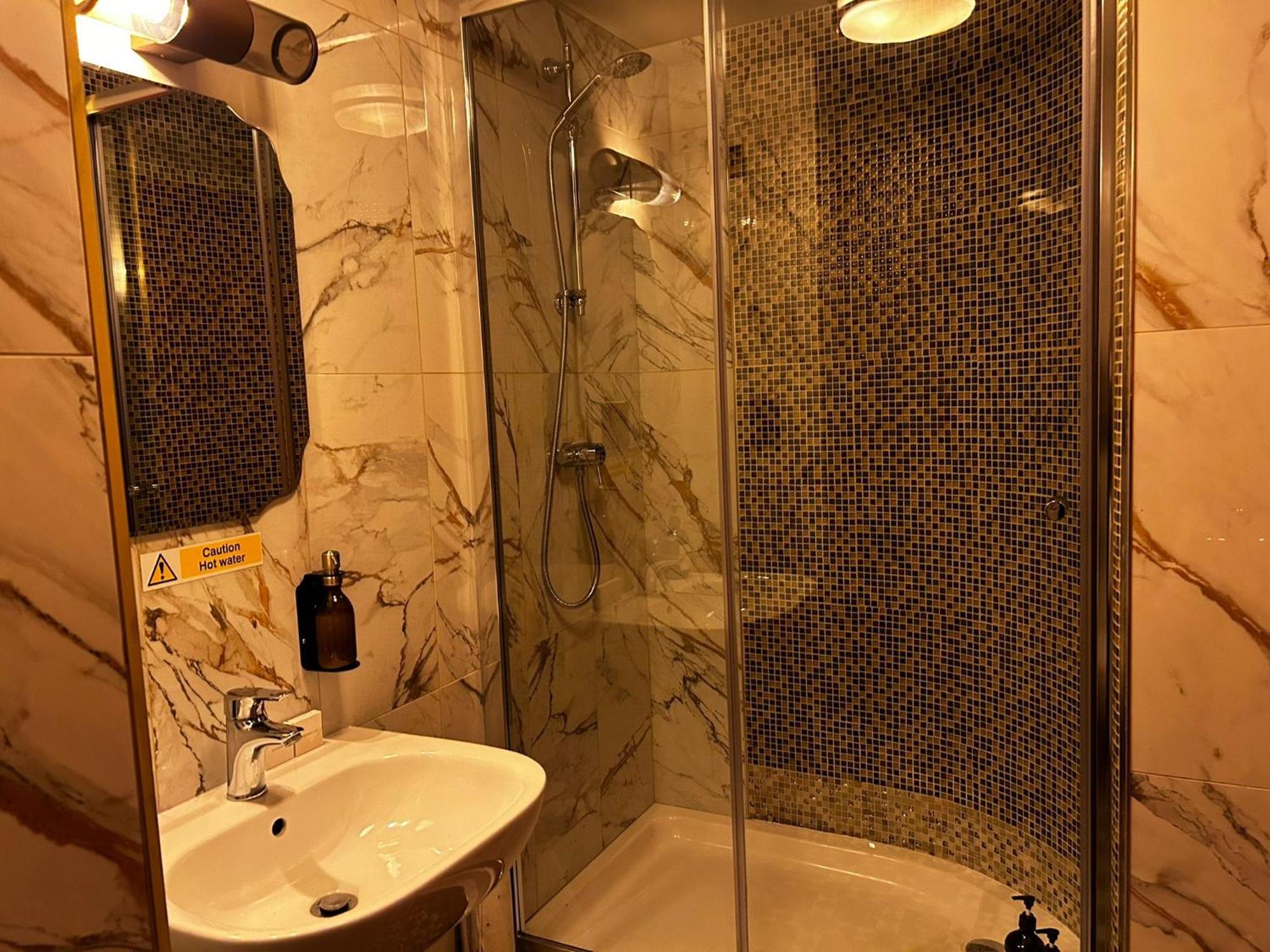 Golden Fleece York Otel Dış mekan fotoğraf